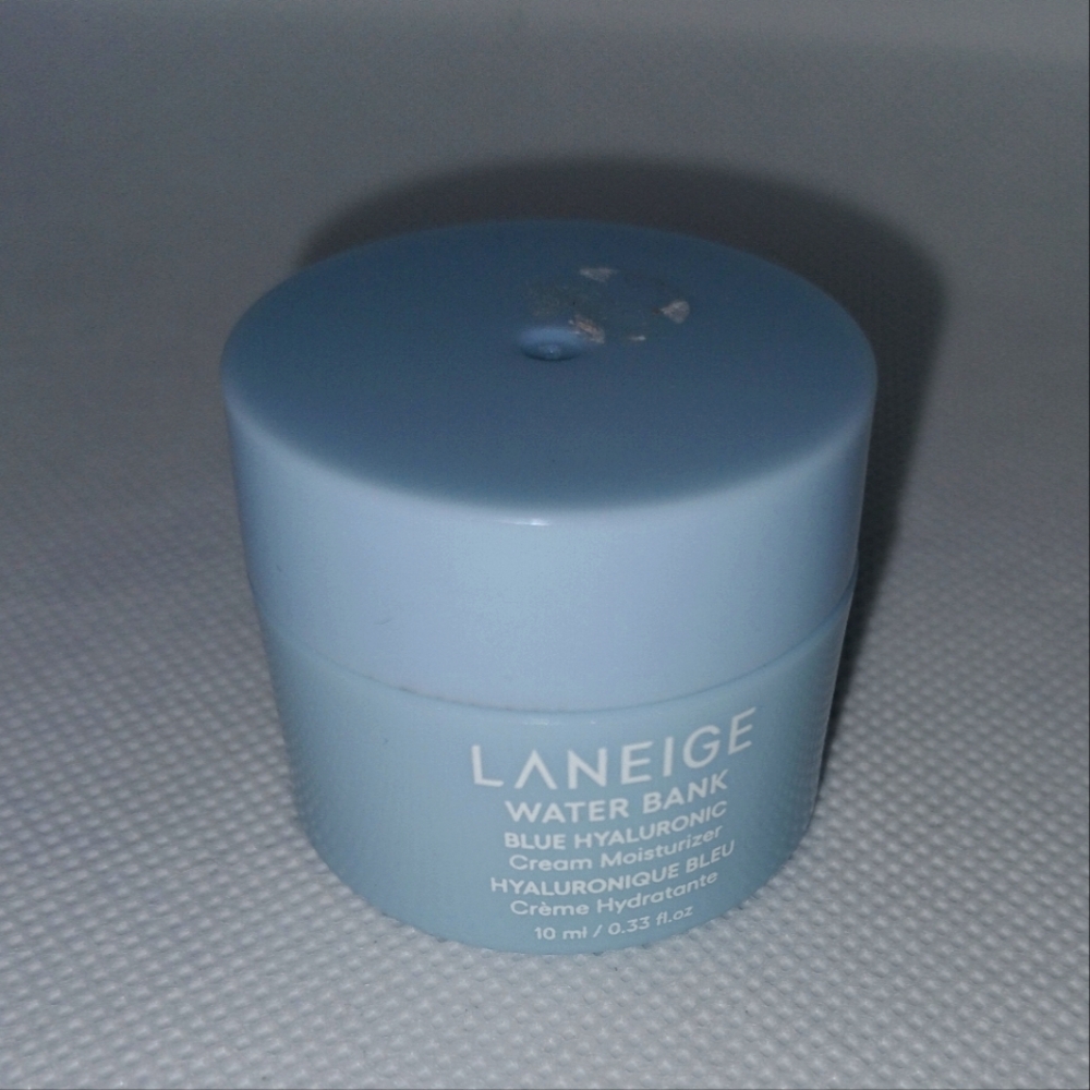 LANEIGE Water Bank Cream in Soft Blue